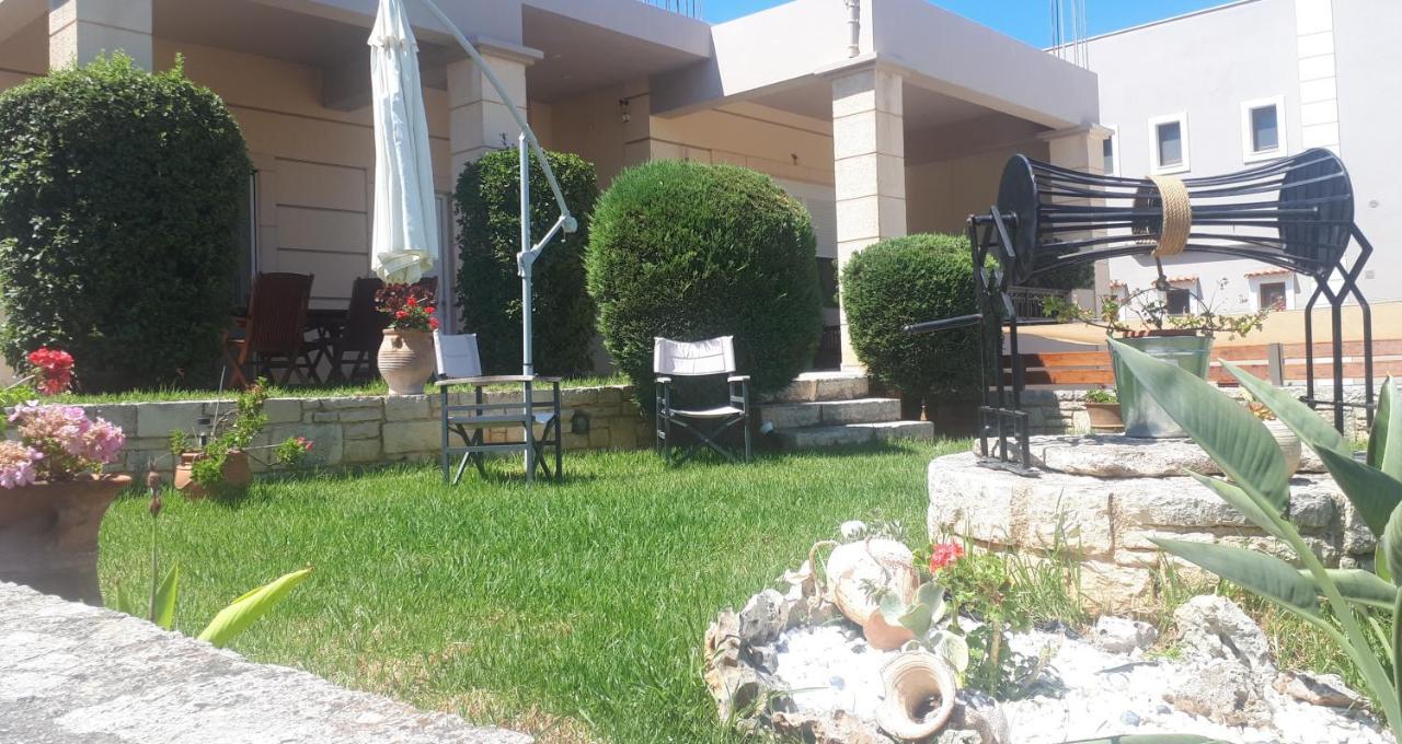 Modern Villa In Chania Perivolia  ภายนอก รูปภาพ